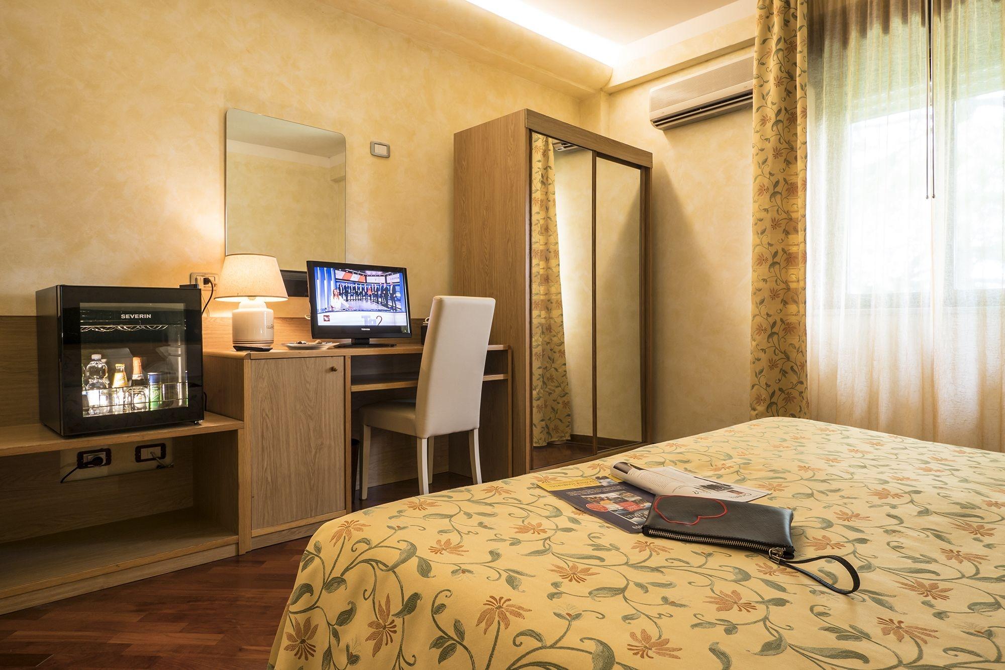 Hotel Vega Περούτζια Εξωτερικό φωτογραφία