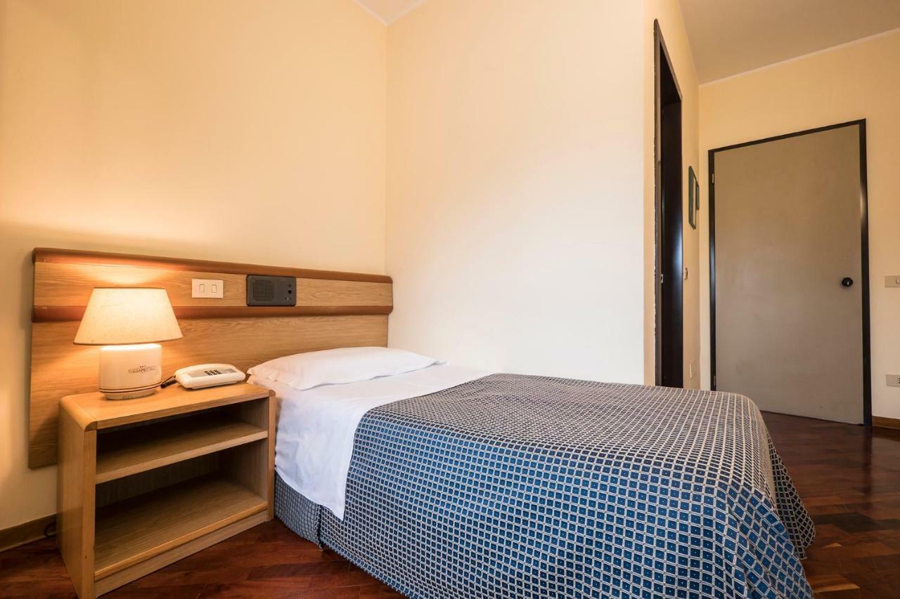 Hotel Vega Περούτζια Εξωτερικό φωτογραφία