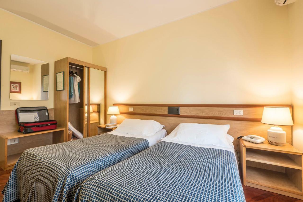 Hotel Vega Περούτζια Εξωτερικό φωτογραφία