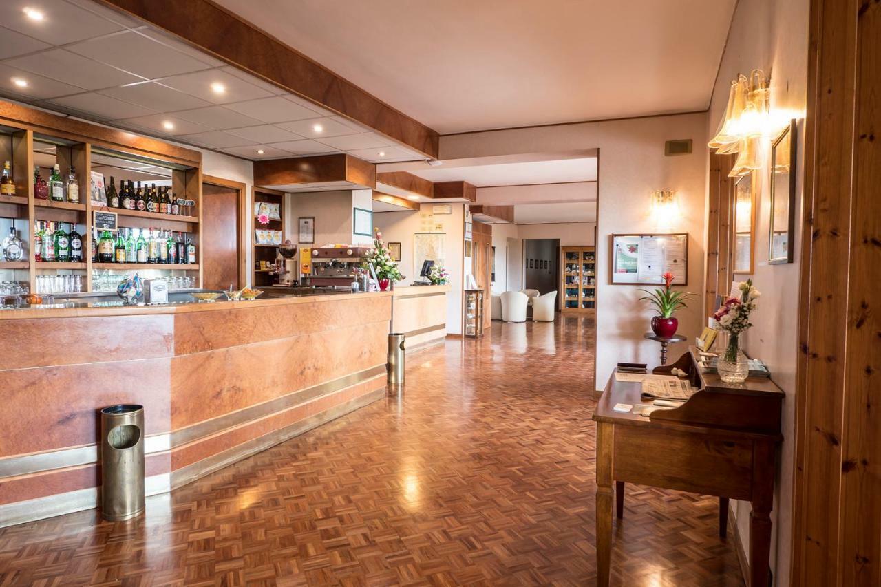 Hotel Vega Περούτζια Εξωτερικό φωτογραφία